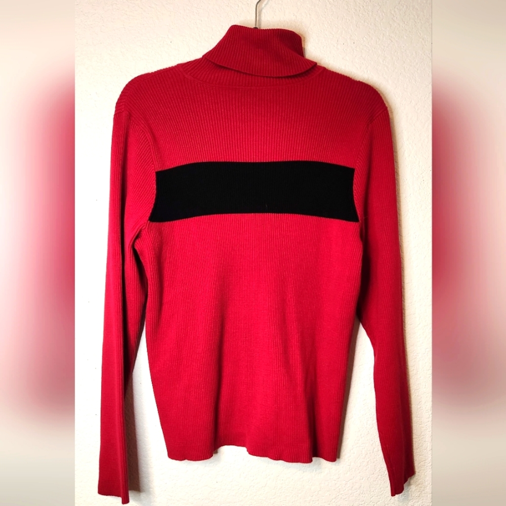 Lauren Ralph Lauren Classic Red Turtleneck with Black Stripe, Size  M or‎ L